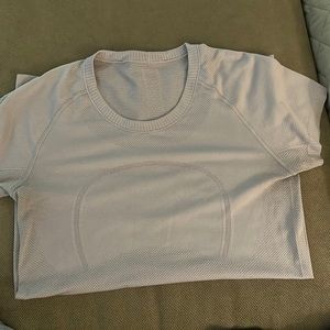 Lululemon swiftly tee, size 10.